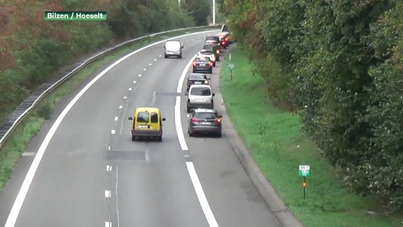 Iedere dag file op pechstrook op E313 in Bilzen