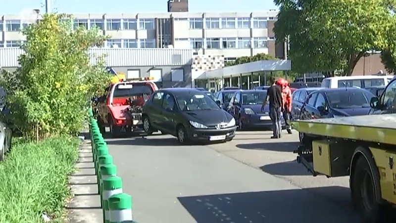 Studenten houden petitie voor meer parkeerplaatsen aan hogeschool PXL na resem boetes voor foutparkeren