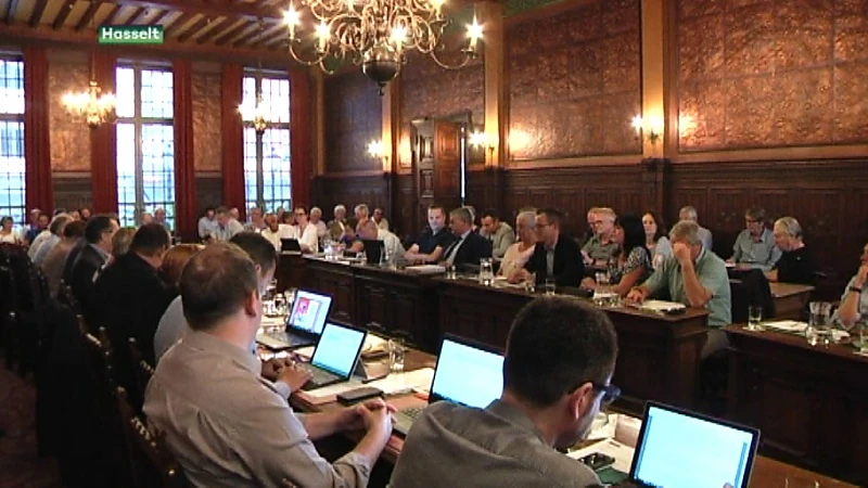 Jongste kandidaat in Limburg: ''Open VLD zal huidige coalitie in Hasselt niet depanneren na de gemeenteraadsverkiezingen''