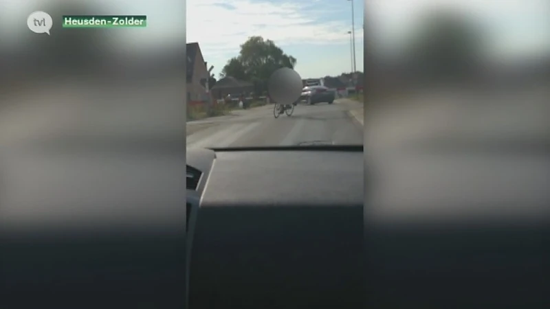 Automobilisten rijden door gesloten spoorwegovergang in Heusden-Zolder