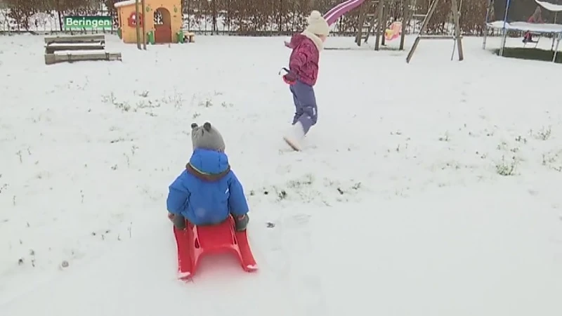 Eerste sneeuwprik deze winter: Limburg ontwaakt onder sneeuwtapijt