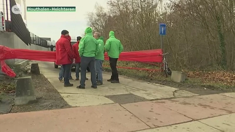 Staker lichtgewond door auto die inrijdt op piket