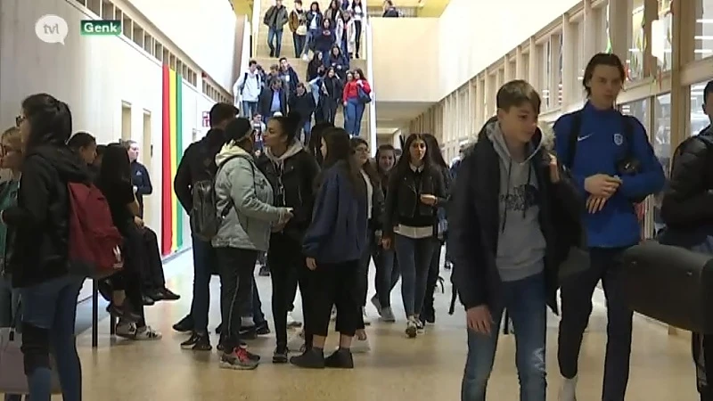 Leerlingen in Atlas College helpen elkaar om pesten te vermijden