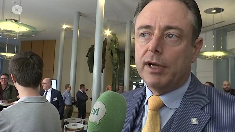 Bart De Wever over Peumans: "Meer dan ene moet ge zo niet in uw partij hebben"