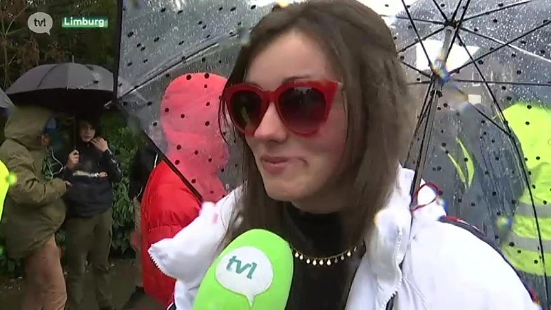 Regen houdt stille klimaatmars in Lummen niet tegen