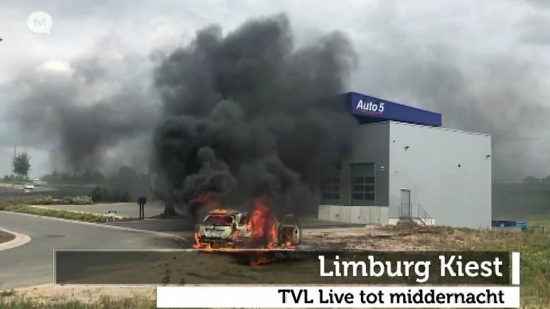 Wagen brandt volledig uit aan tankstation Bilzen