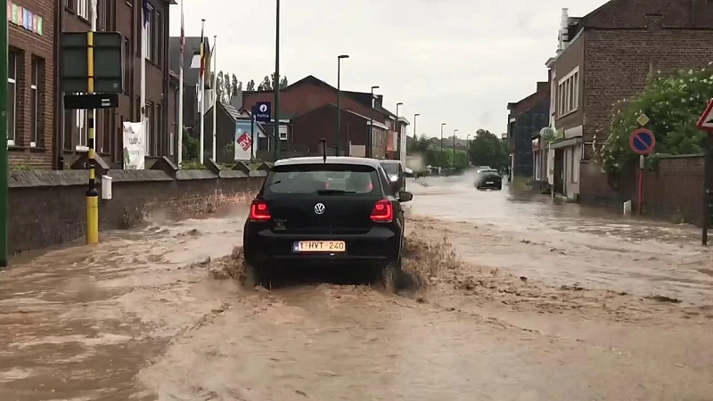 Onweersbuien zorgen voor wateroverlast in Gingelom