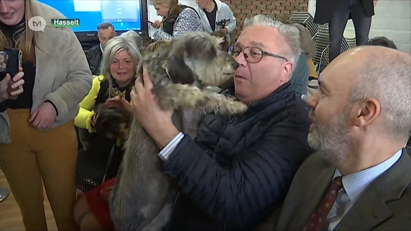 Prins Laurent opent in Hasselt kliniek voor huisdieren van kansarmen