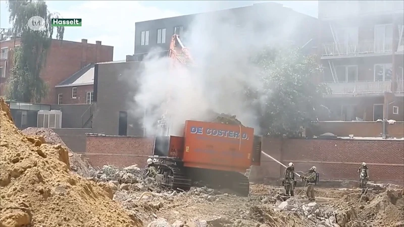 Graafmachine vat vuur op RTT-site Hasselt