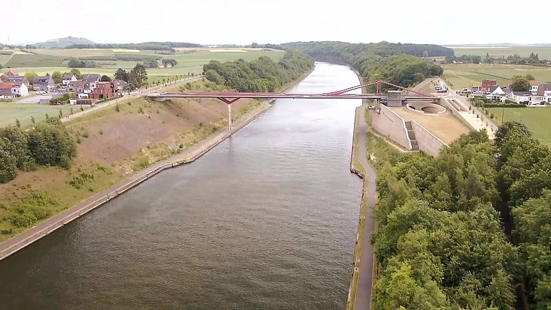 Zomertip: De brug van Vroenhoven