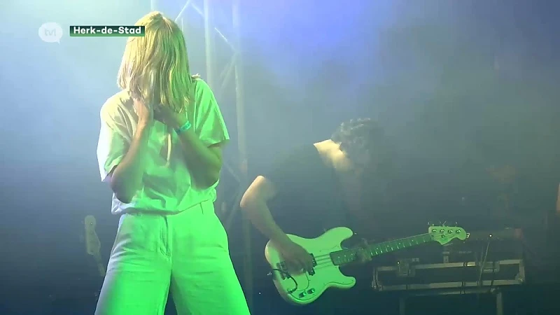 Limburgers Hemelbestormer en Whispering Sons geven uitverkocht Rock Herk extra glans