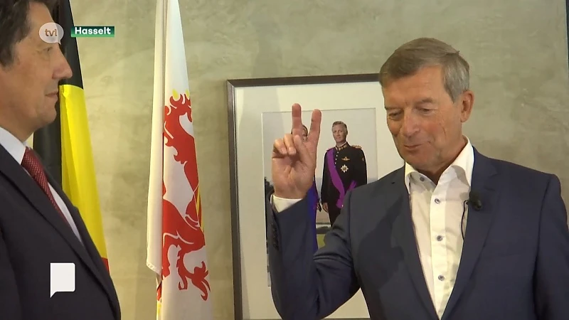 Johan Sauwens legt eed af als burgemeester van Bilzen