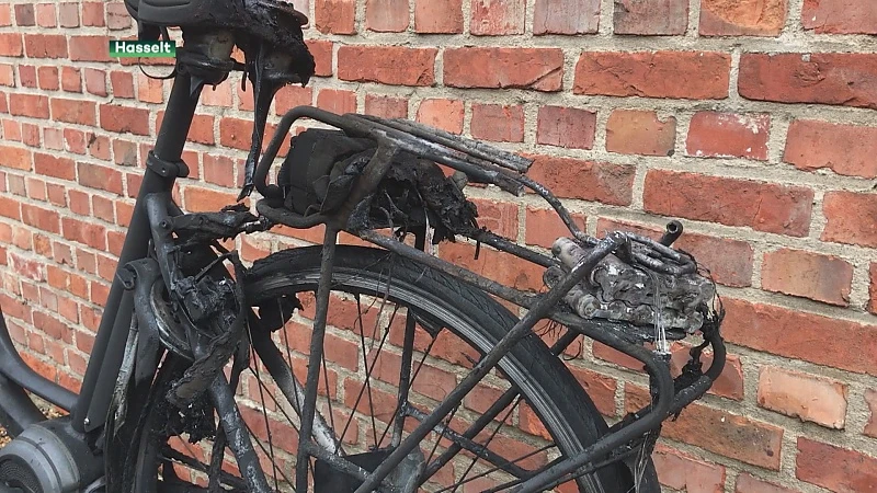 Brand nadat elektrische fiets vuur vat in Hasselt