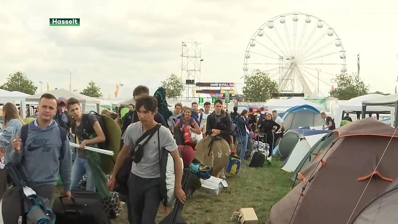 Festivalgangers stromen toe bij Pukkelpop