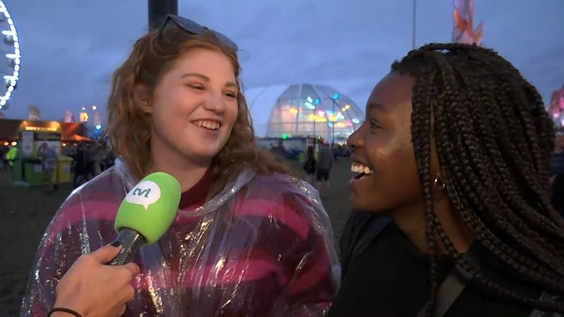 Dit zijn de grappigste/gênantste momenten van de Pukkelpoppers