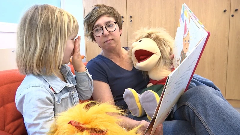 Studenten lerarenopleiding PXL leren vak in authentieke leslokalen