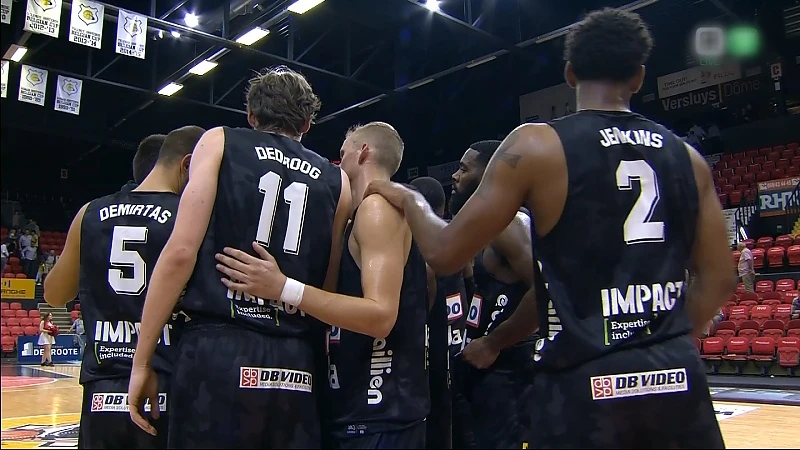 Verdienstelijk Limburg United begint seizoen met nederlaag in Oostende