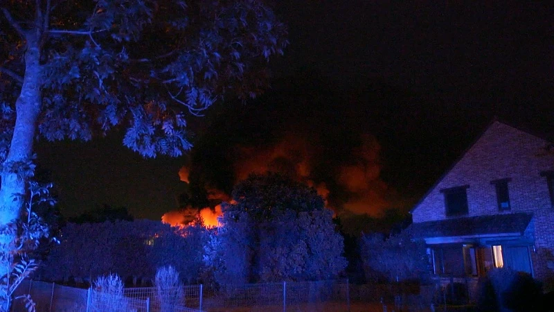 Lang nablussen na zware industriebrand in Genk