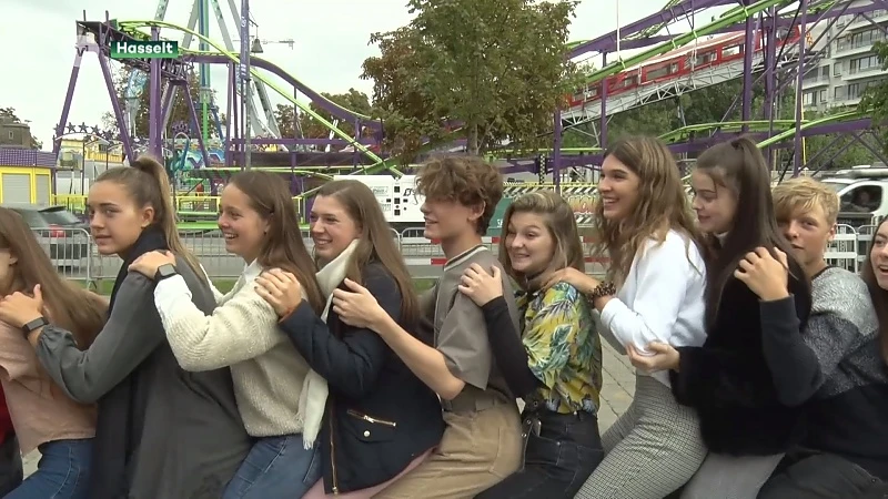 Hogeschool UCLL verbreekt wereldrecord schootzitten