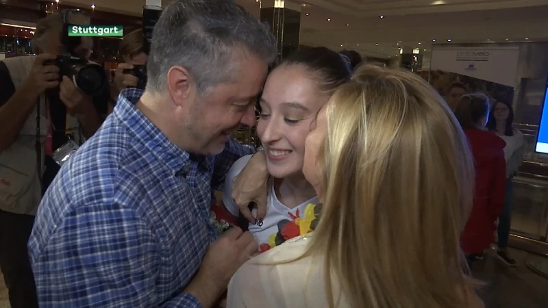Familie en vrienden in de wolken na nieuwe gouden medaille Derwael