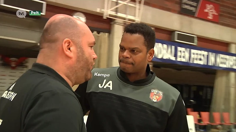Handbalicoon Joël Abati laat Sporting Pelt swingen