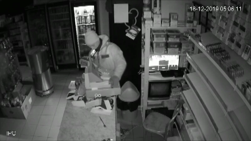 Voor 10.000 euro aan sigaretten en sterke drank gestolen in nachtwinkel Beringen