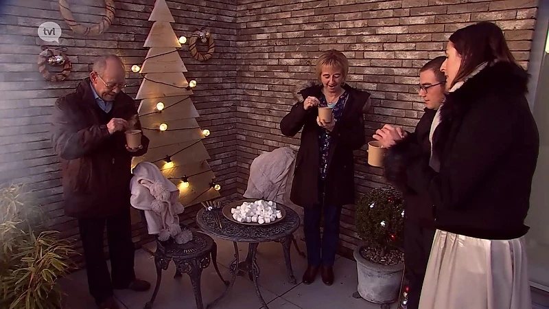 Thuis afl 8: het terras in kerstsfeer