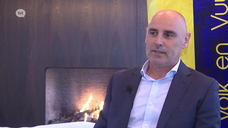 Bekijk hier het allereerste interview met Kevin Muscat (sportief adviseur STVV)