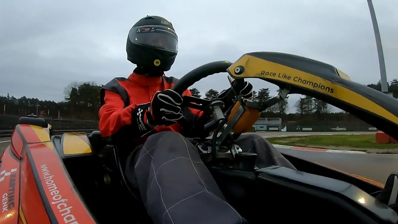 Buiten de Lijnen (deel 5): Karting op de Horensbergdam in Genk