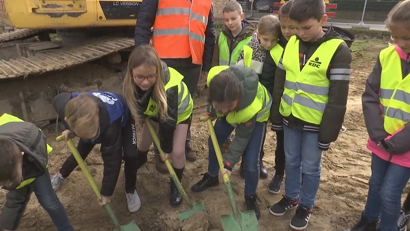 Kinrooi maakt schoolomgeving Molenbeersel veiliger