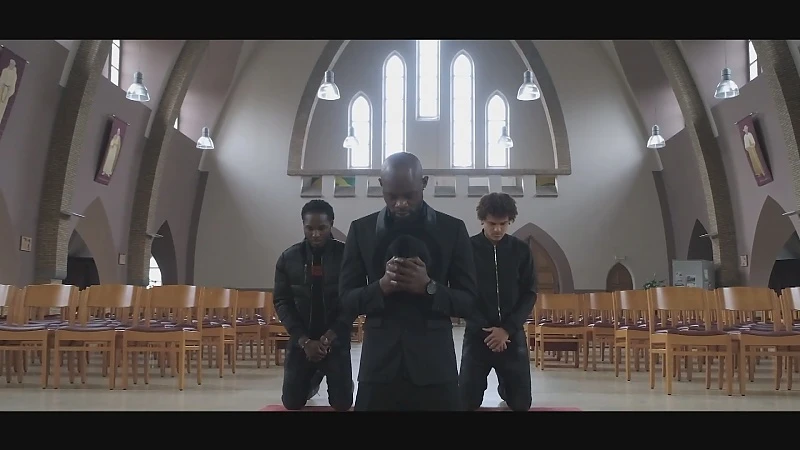 Rapper maakt nummer voor verongelukte STVV'er  Mo Nitcheu