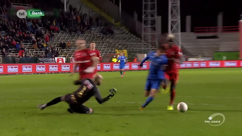 Racing Genk pakt belangrijk punt op Antwerp, penaltyfase zorgt voor discussie