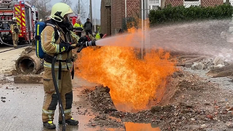 Gasleiding brandt bij werken in Hoeselt