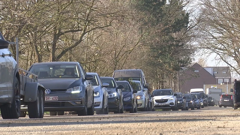 Alle containerparken moeten sluiten na overrompeling