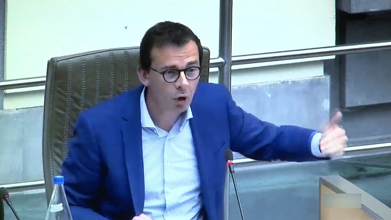 Wouter Beke kondigt totaalplan en taskforce aan voor aanpak coronacrisis in woonzorgcentra