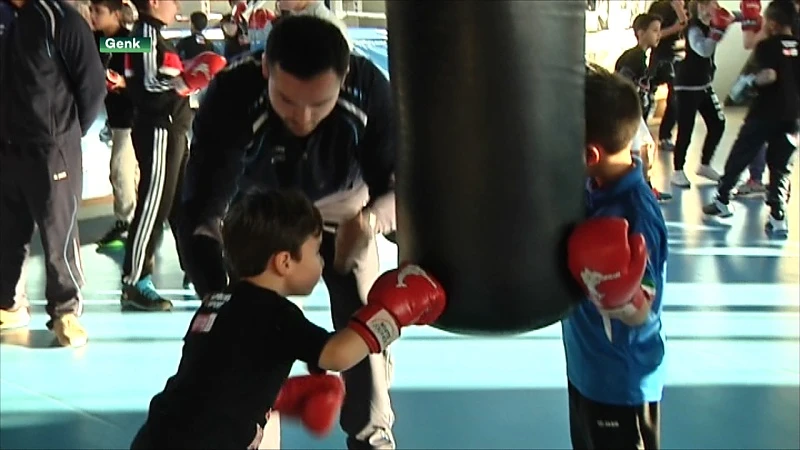 Genkse boksclub start met online bokslessen