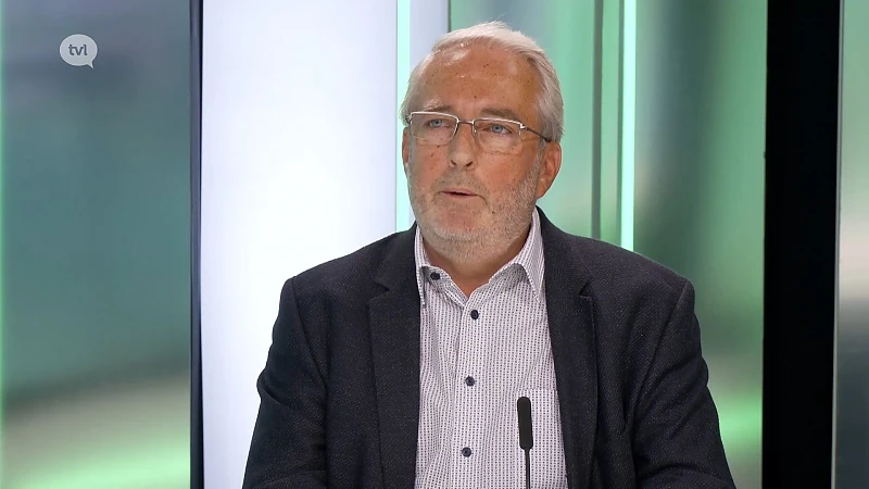 Geert Witterzeel (ACV): "Door mondmasker komt veiligheid buschauffeurs in het gedrang"
