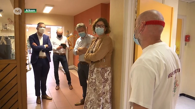 Bezoek in woonzorgcentrum weer mogelijk vanaf vandaag