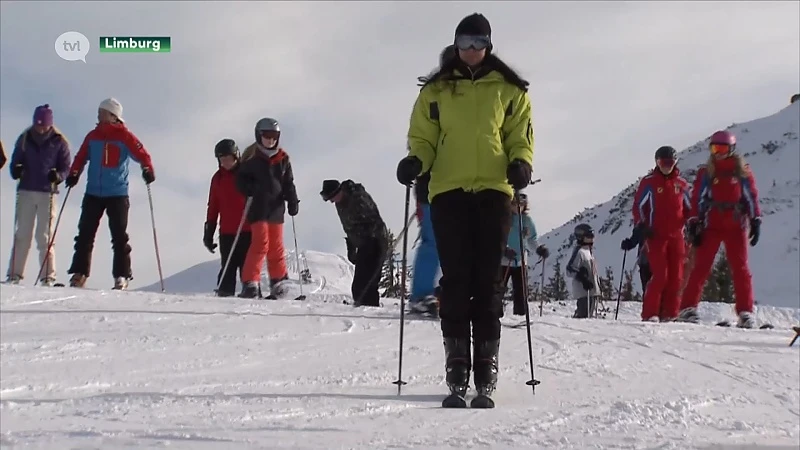 Tweede coronagolf komt eraan. Oorzaak verspreiding wel degelijk skivakanties in maart