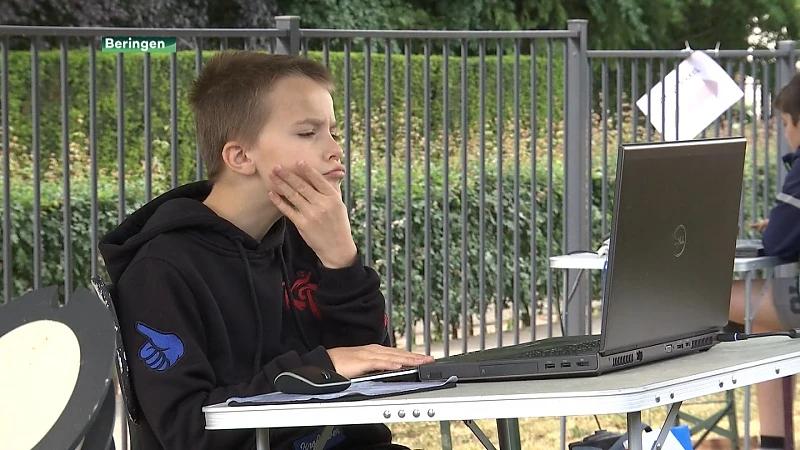 Beringse school geeft les in open lucht
