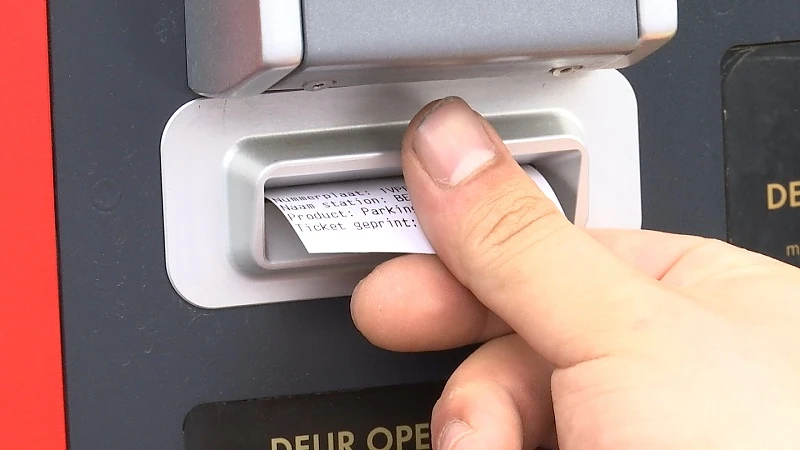 Hasselaar krijgt gepeperde rekening van 218 euro na half uur parkeren