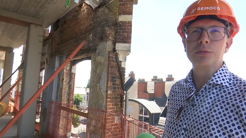 Dit is het nieuwe stadhuis van Beringen