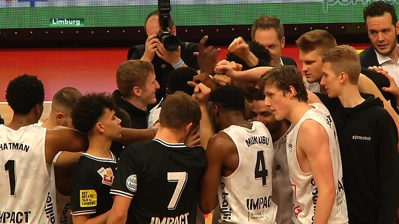 Tweede coronagolf is een ramp voor zaalsporten: komt hele basketbalseizoen in gevaar?