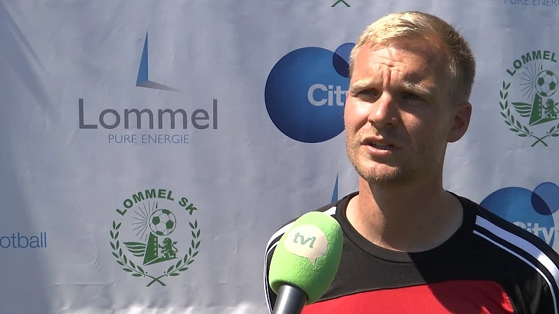 Lommel SK stelt nieuwe trainer Liam Manning voor