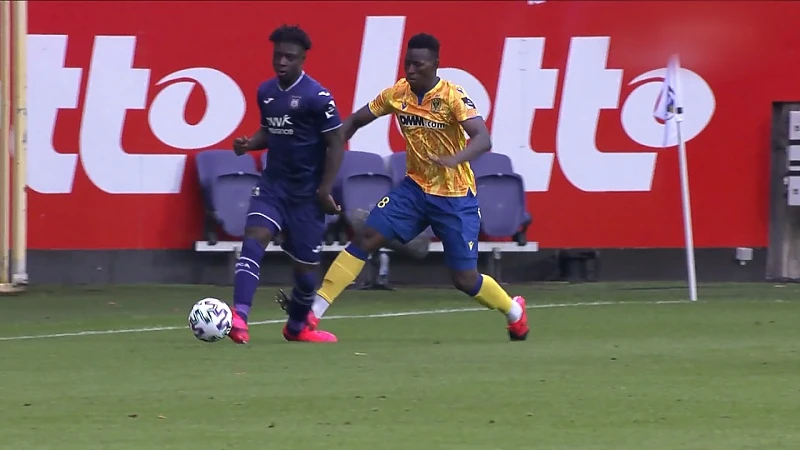 STVV na rode kaart kansloos onderuit bij Anderlecht