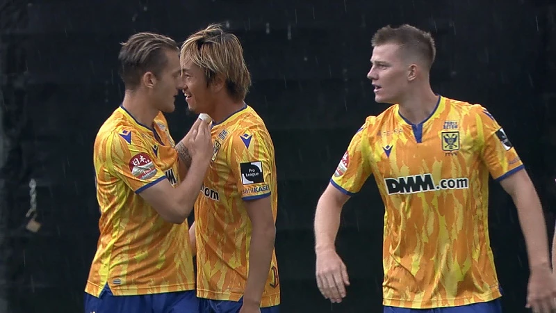 Chris Durkin wil STVV naar een hoger niveau brengen. "We mikken op play-offs"