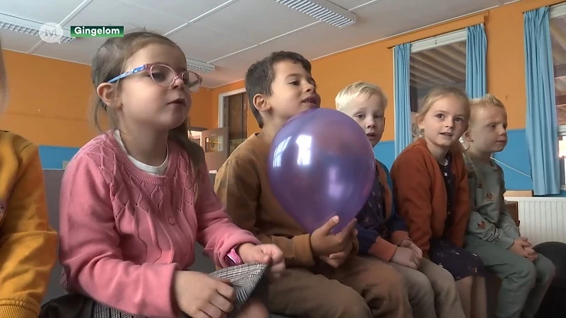 EERSTE SCHOOLDAG: Kleuterklas in Gingelom