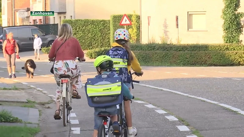 Moeder klaagt gevaarlijke verkeerssituaties voor schoolgaande kinderen in Zonhoven aan