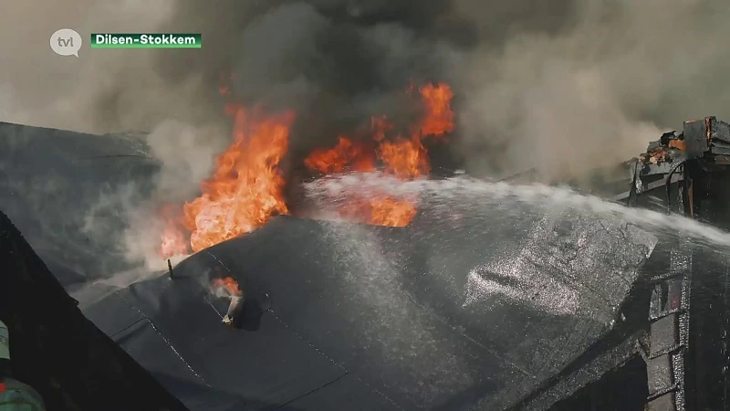 Veertien huizen beschadigd na zware brand in Lanklaar