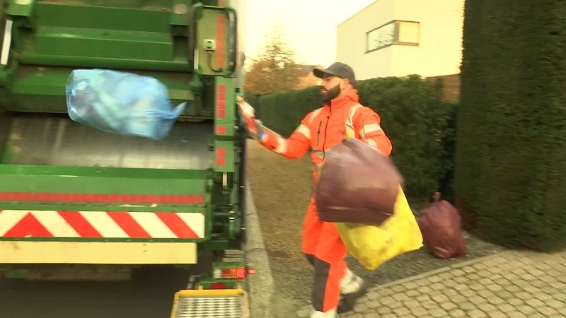 Afvalophalers hebben het drukker door corona